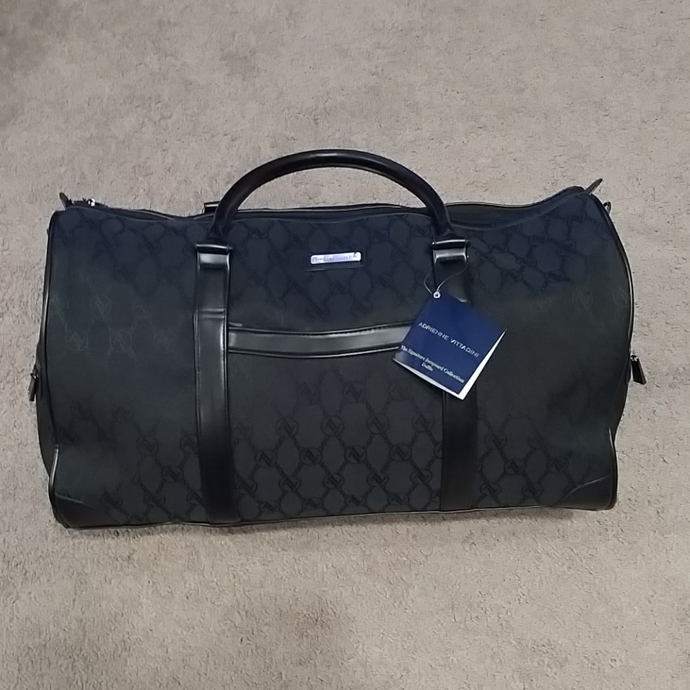 NWT Adrienne Vittadini Signature Jacquard Duffle